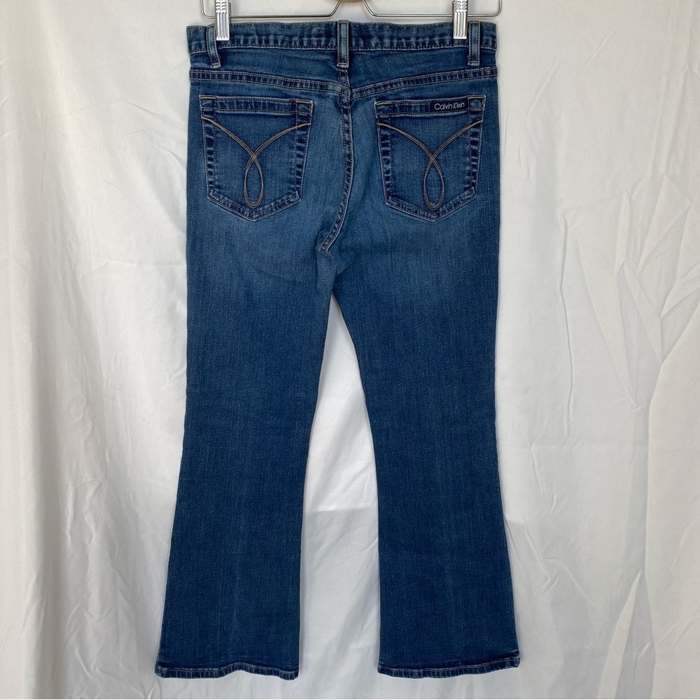 Calvin Klein Women's Mid-Rise Flare Jeans Size 6 Blue Denim